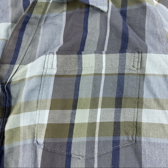 Christopher & Banks Button Up Shirt Womens Large Blue Plaid Long Sleeve - Picture 3 of 8